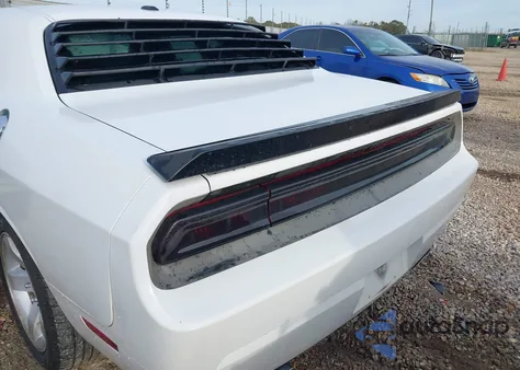 2012 Dodge Challenger Sxt z USA, uszkodzony, nr VIN 2C3CDYAG1CH153616